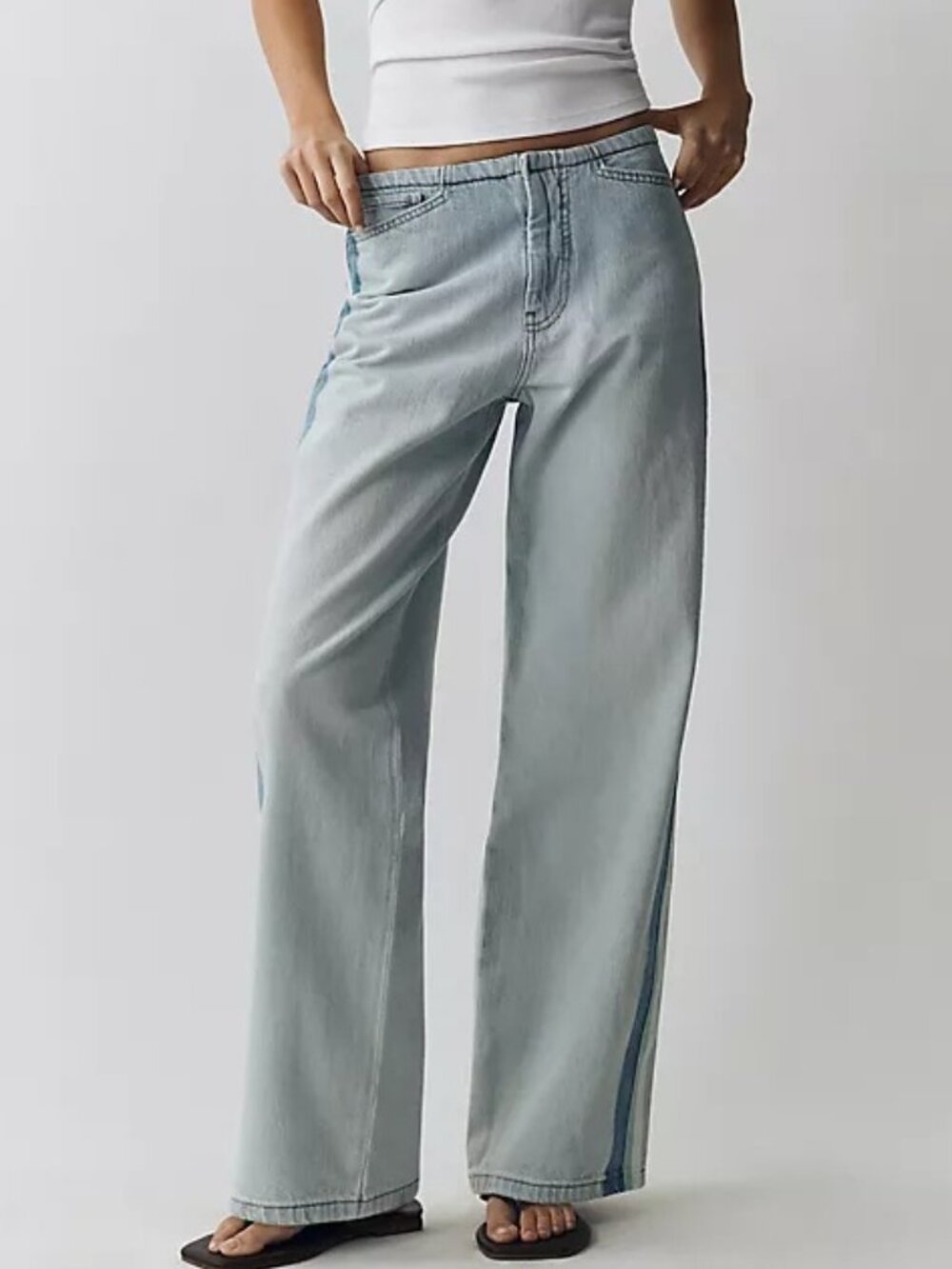 Pilcro Retro Slouch Low-Rise Straight Jeans | Moselle Wash | Size 32 | NWT